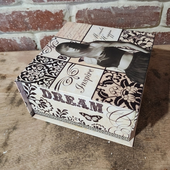 Taylor Swift TTPD Inspired Keepsake Box - Picture 3 of 6